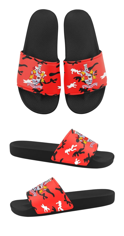 Customised Sliders for Sports Teams – Comfort Meets Team Spirit - my merch